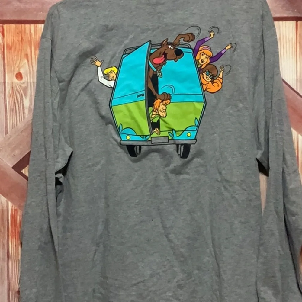Scooby Doo in the crew, long sleeve graphic T-shirt, with flaws - Picture 5 of 5